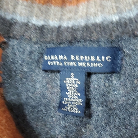 Banana Republic Orange  100% Merino Wool  Sweater Size S - Picture 8 of 11